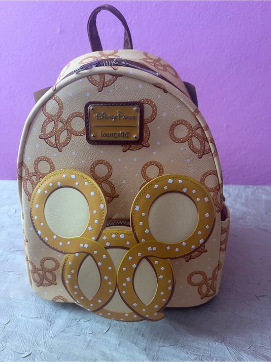 Loungefly Handbags - 🥨 Loungefly Disney Pretzel Mini Backpack  Read Description